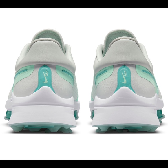 Nike New In Box Mens Traction Control Breathable Golf Shoes Multiple Sizes - Picture 2 of 5